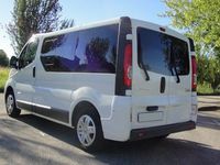 Usata Renault Trafic 114 CV (83 kW) 2011 Bianco pastello Monovolume