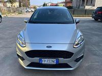 Usata Ford Fiesta ST-Line 125 CV (91 kW) 2018 Argento Utilitaria