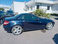 Usata Mercedes SLK200 163 CV (119 kW) 2005 Blu Cabrio