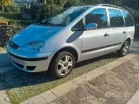 Usata Ford Galaxy 130 CV (95 kW) 2002 Grigio Monovolume