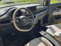 Usata Fiat 500e La Prima 42 kW (58 CV) 2021 Blu/azzurro Utilitaria
