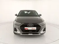 Käytetty Audi A1 Business 116 HP (85 kW) 2025 Harmaa Katumaasturi