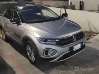 Usata VW T-Roc Edition 116 CV (85 kW) 2024 Grigio SUV