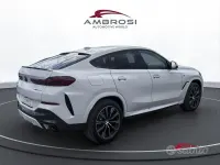 Nuova BMW X6 M Sport 298 CV (219 kW) 2026 Alpin white pastello SUV