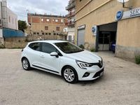 Usata Renault Clio V Business 100 CV (73 kW) 2021 Bianco Berlina