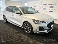 Usata Ford Focus ST-Line 116 CV (85 kW) 2025 Grigio Berlina