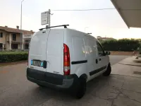 Usata Renault Kangoo 61 CV (44 kW) 2007 Bianco Monovolume