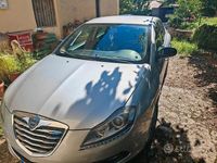 Begagnad Lancia Delta 120 HK (88 kW) 2013 Grå Halvkombi