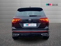 Usata VW Tiguan R-line 150 CV (110 kW) 2021 Nero SUV