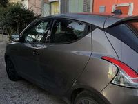 Usado Lancia Ypsilon Gold 69 HP (50 kW) 2020 Citadino