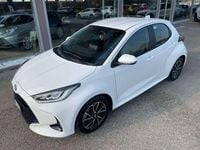 Usata Toyota Yaris Hybrid Trend 92 CV (67 kW) 2022 Bianco Berlina