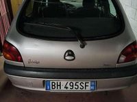 Usata Ford Fiesta Zetec 75 CV (55 kW) 2000 Argento Utilitaria