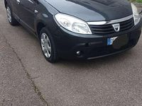 Usata Dacia Sandero Ambiance 75 CV (55 kW) 2010 Berlina