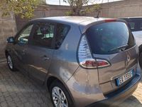 Usata Renault Scénic III XMOD 110 CV (80 kW) 2014 Grigio Monovolume