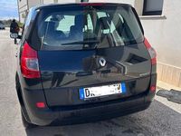 Usata Renault Scénic II 105 CV (77 kW) 2007 Monovolume