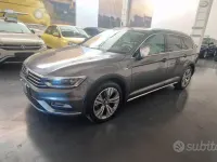 Usata VW Passat Alltrack 190 CV (139 kW) 2017 Grigio Station wagon