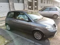 Usata Lancia Ypsilon 80 CV (58 kW) 2011 Grigio Utilitaria