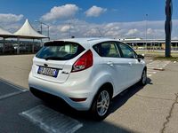 Usata Ford Fiesta Titanium 92 CV (67 kW) 2013 Bianco Berlina