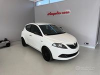 Usata Lancia Ypsilon Silver 69 CV (50 kW) 2022 Bianco Utilitaria