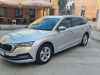 Usata Skoda Octavia Executive 150 CV (110 kW) 2023 Argento Station wagon