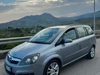 Usata Opel Zafira 150 CV (110 kW) 2005 Grigio Monovolume