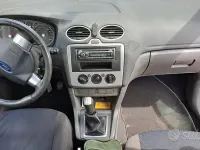 Usata Ford Focus 116 CV (85 kW) 2006 Grigio Station wagon