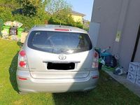 Usata Toyota Corolla Verso 2008 Grigio Monovolume