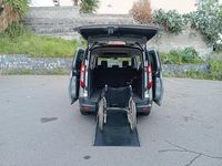 Usata Ford Tourneo Connect 116 CV (85 kW) 2016 Grigio Monovolume