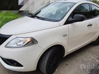 Usata Lancia Ypsilon S 69 CV (50 kW) 2019 Bianco Utilitaria