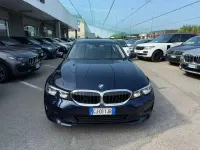 Usata BMW 320 Sport Line 190 CV (139 kW) 2022 Blu/azzurro Berlina