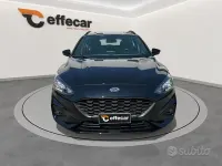 Usata Ford Focus ST-Line 120 CV (88 kW) 2021 Nero Station wagon