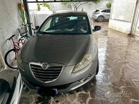 Usata Lancia Delta 120 CV (88 kW) 2012 Grigio Utilitaria
