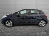 Usata Peugeot 208 Allure 83 CV (61 kW) 2019 Bluazzurro Utilitaria