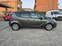 Usata Opel Meriva 95 CV (69 kW) 2011 Grigio Monovolume