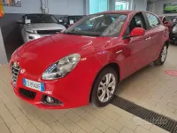Usata Alfa Romeo Giulietta Progression 105 CV (77 kW) 2016 Rosso Utilitaria