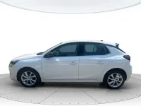 Usata Opel Corsa Elegance 101 CV (74 kW) 2023 Bianco Utilitaria