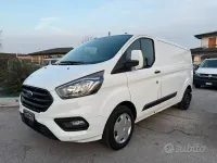 Usata Ford Transit Custom Titanium 131 CV (96 kW) 2021 Bianco Berlina