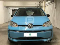 Usata VW up! take up! 60 CV (44 kW) 2018 Blu Utilitaria