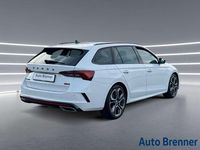 Usata Skoda Octavia RS 200 CV (147 kW) 2022 Bianco luna metallizzato Station wagon