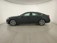 Nuova Audi A5 Sportback Advanced 204 CV (150 kW) 2025 Nero brillante Utilitaria