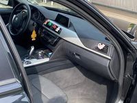 Usata BMW 318 115 CV (84 kW) 2016 Nero Berlina