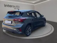 Usata Ford Focus ST-Line 120 CV (88 kW) 2022 Magnetic grey Berlina