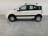 Usata Fiat Panda Climbing 77 CV (56 kW) 2011 Bianco Utilitaria
