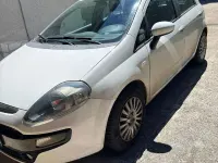 Usata Fiat Grande Punto 65 CV (47 kW) 2011 Bianco Utilitaria