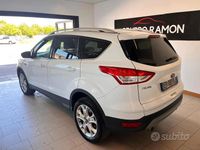 Usata Ford Kuga Individual 163 CV (119 kW) 2013 Bianco SUV