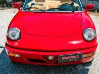 Usata Alfa Romeo Spider 106 CV (77 kW) 1990 Rosso Cabrio