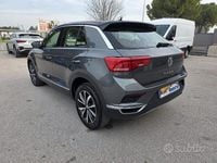 Usata VW T-Roc Style 150 CV (110 kW) 2019 Grigio SUV