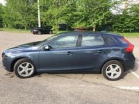 Usata Volvo V40 Business Edition 120 CV (88 kW) 2017 Blu/azzurro Berlina