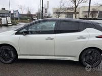 Usata Nissan Leaf Tekna 160 kW (218 CV) 2022 Bianco Utilitaria