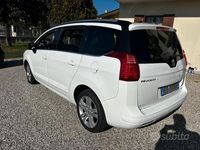 Usata Peugeot 5008 Allure 115 CV (84 kW) 2013 Bianco Monovolume